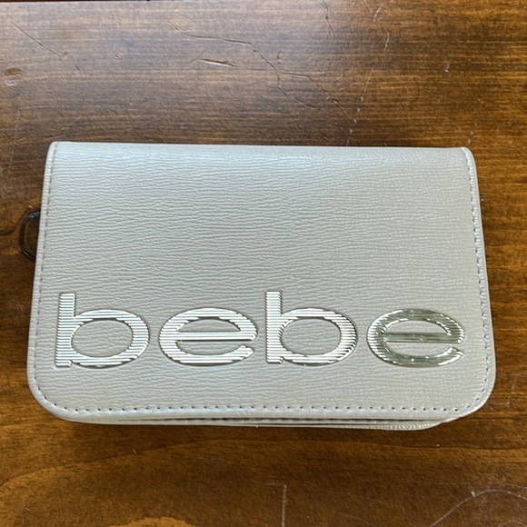 𝅺Bebe Tan Crossbody / Clutch - NWOT - Picture 2 of 10